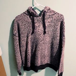 Poof New York Sherpa Pullover